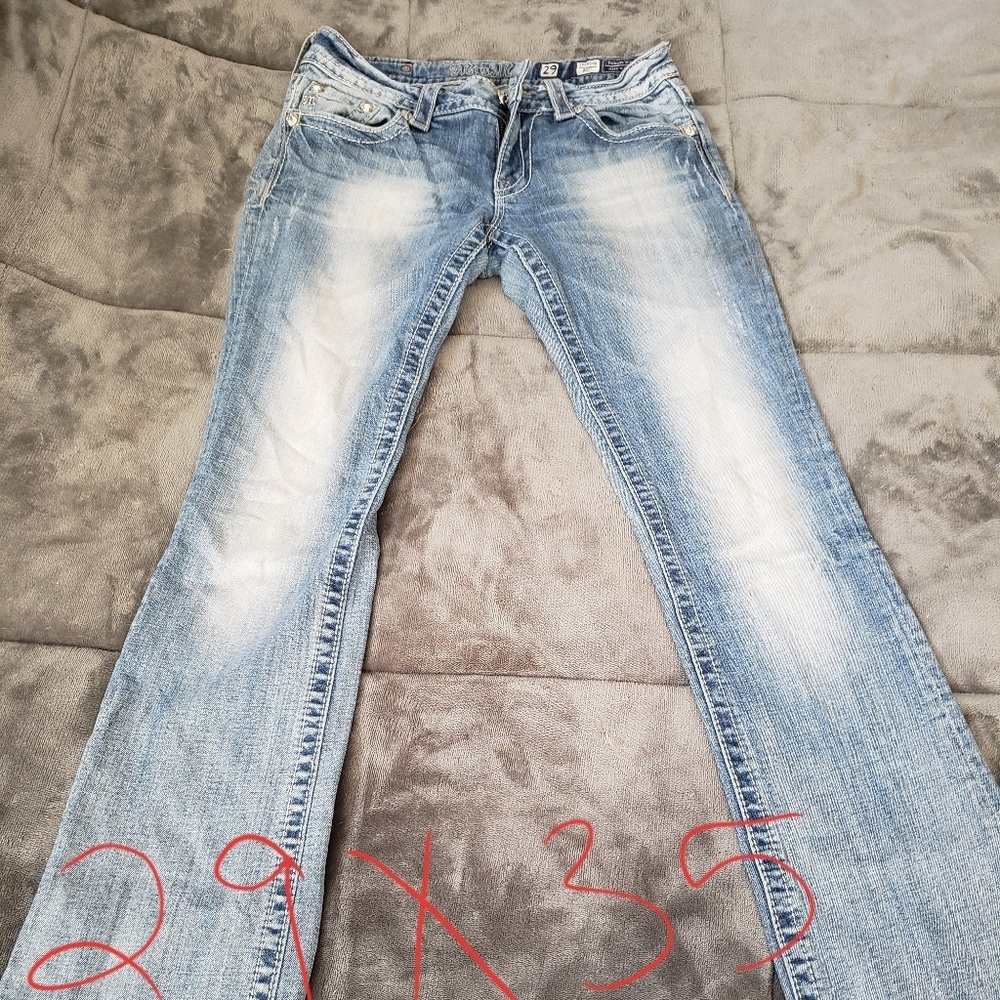 Size 29×35 Miss Me Jeans